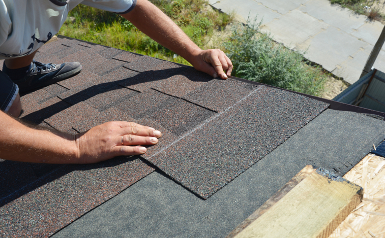 Do Asphalt Shingles Absorb Water?