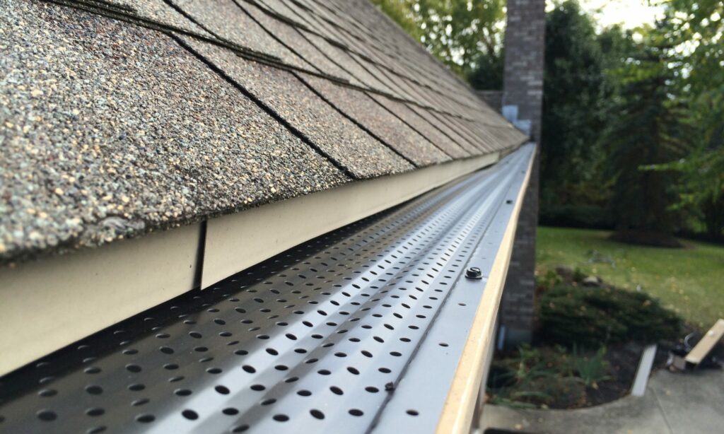 Pros and Cons of Gutter Guards